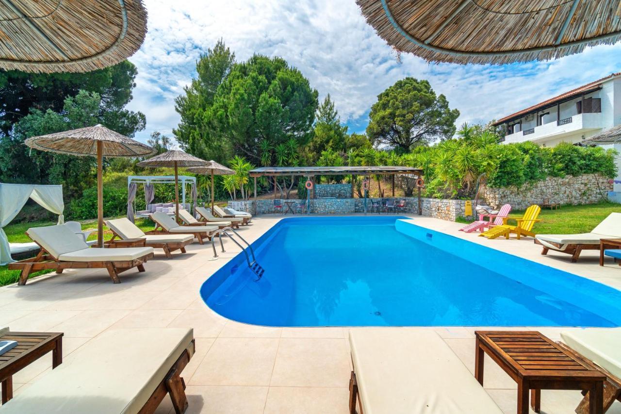 Margi House * İskados